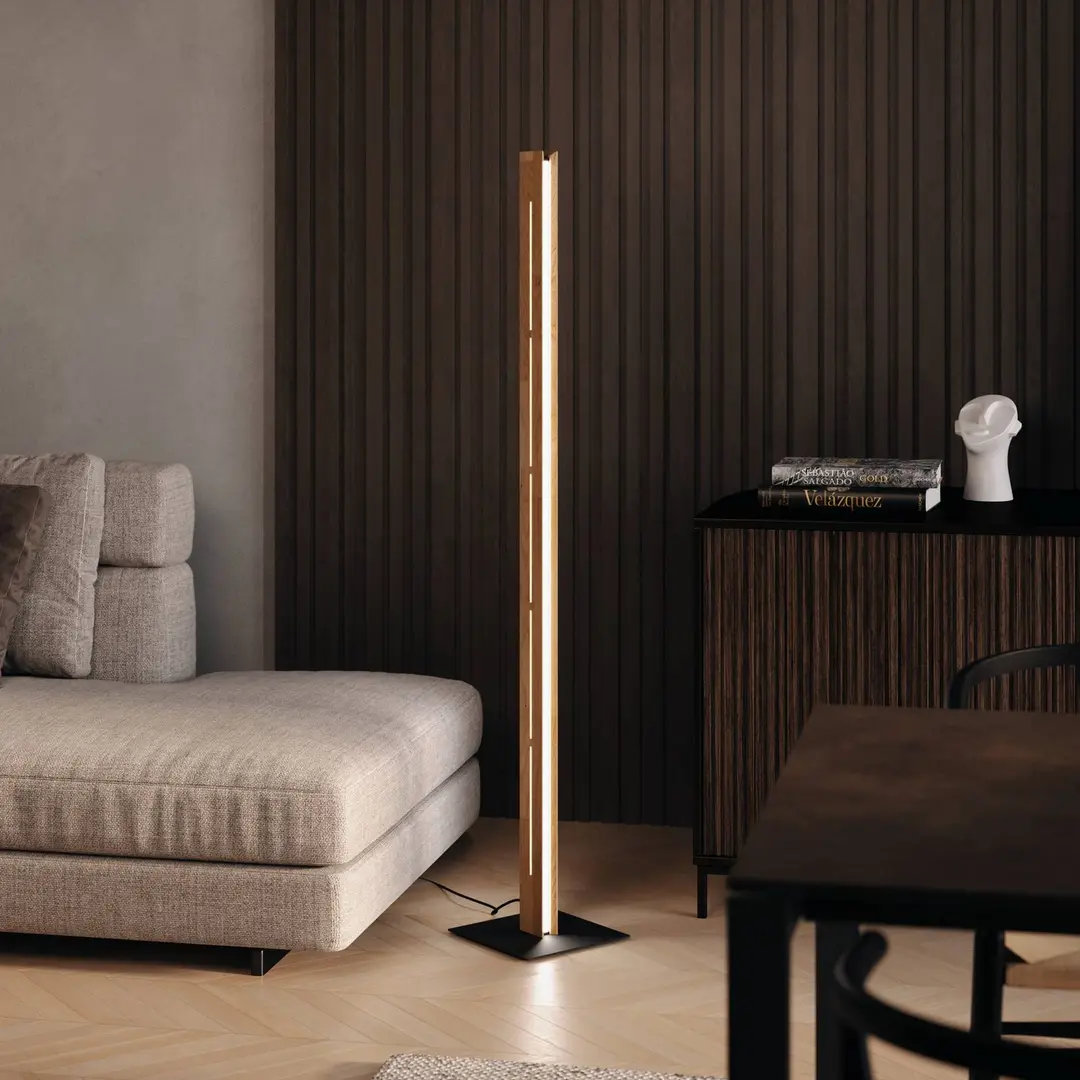 Elobra LED-Stehlampe Mexico, eiche/schwarz Höhe 150 cm, Holz/Metall