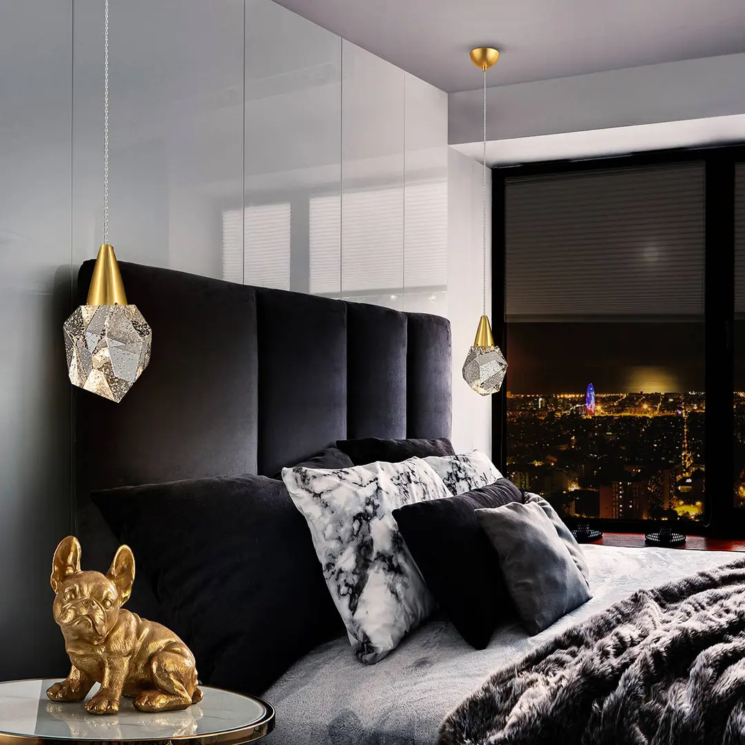 Schuller Valencia LED-Hängeleuchte Aquaria, Glas klar, gold, polyedrisch