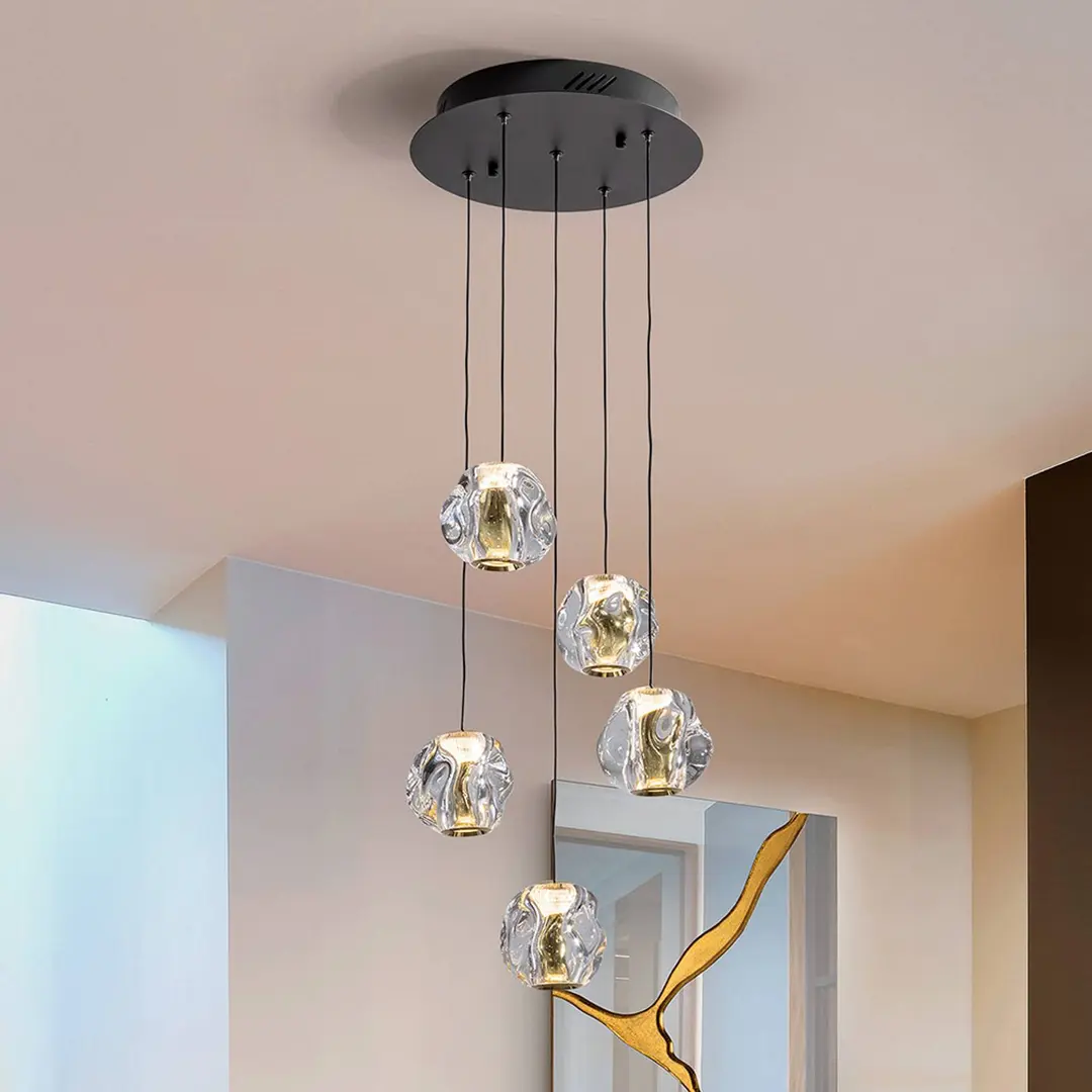 Schuller Valencia LED-Hängelampe Zaira, Ø 33 cm, schwarz/goldfarben, 5-flg.