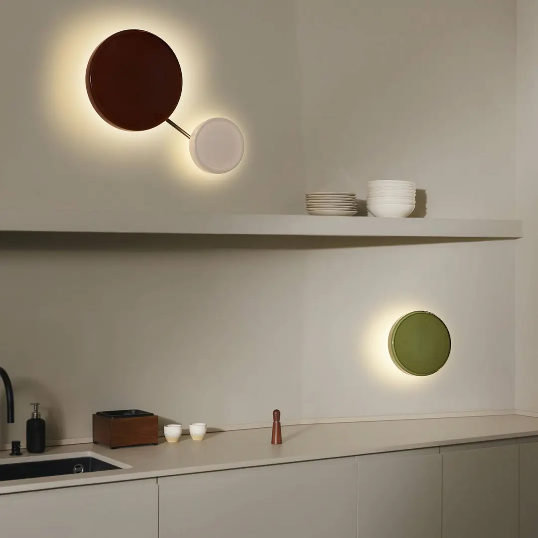 MARSET LED-Wandlampe Caramel, grün, Ø 28 cm, TRIAC, Glas