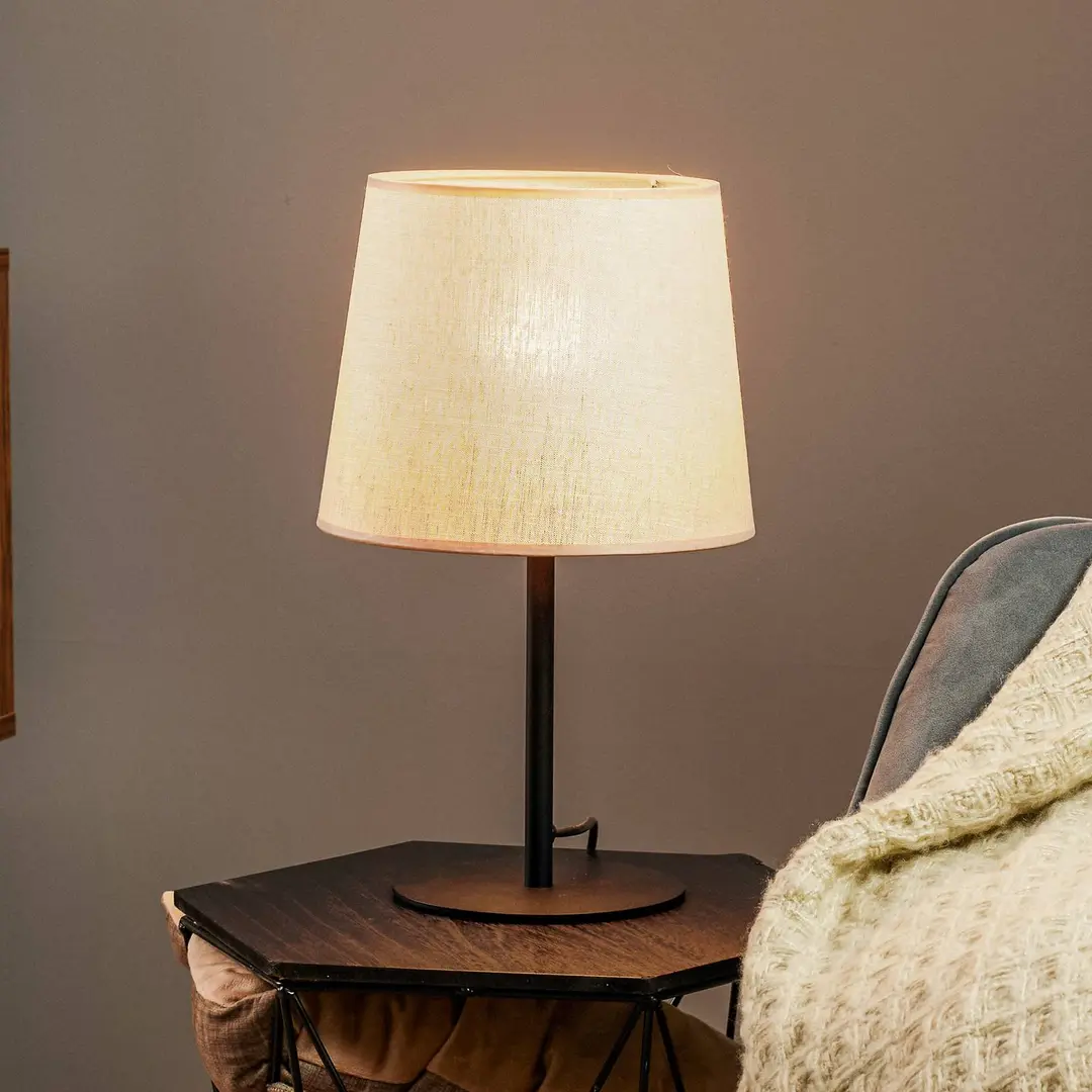 TK Lighting Tischleuchte Chicago mit Schirm aus Leinen