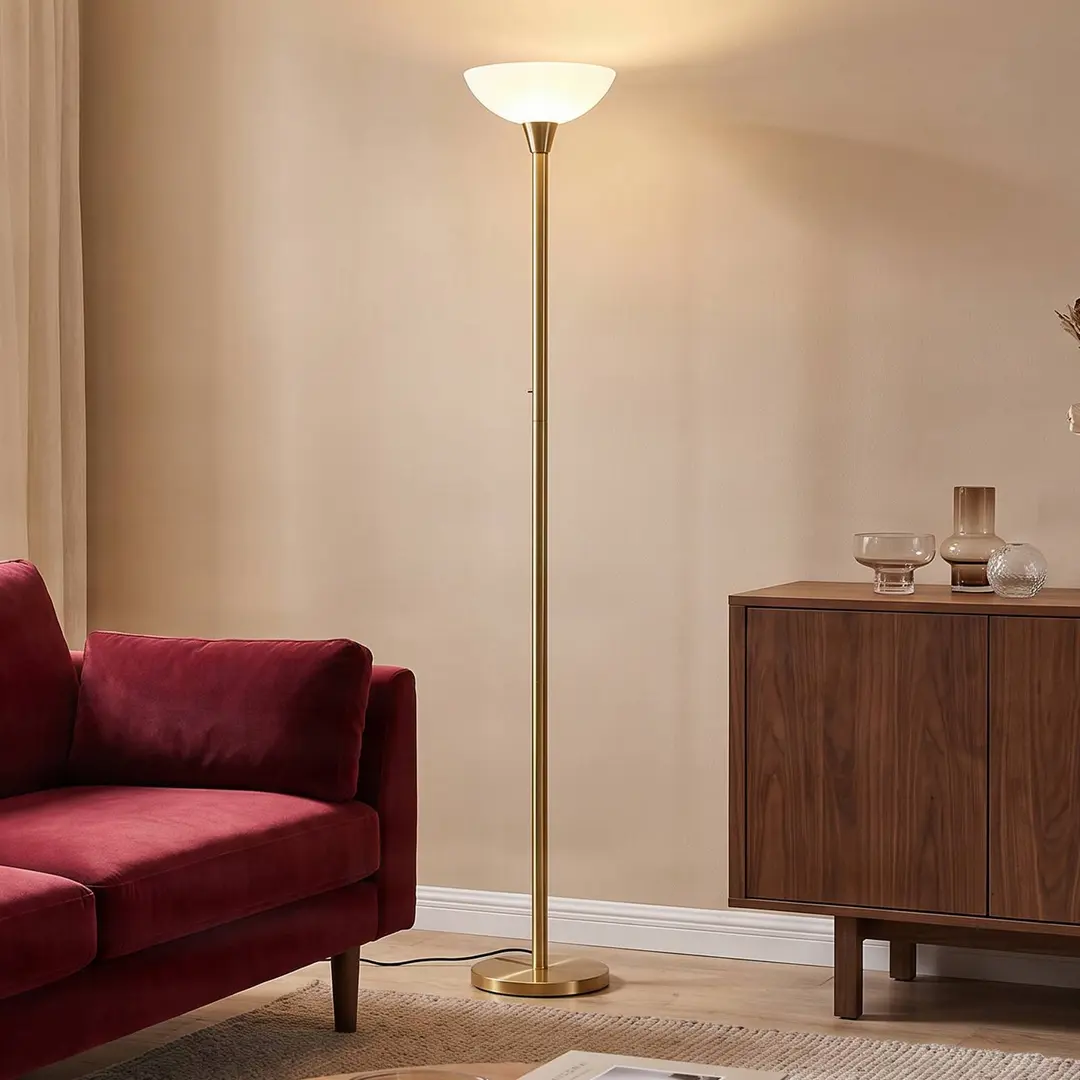 Lindby Stehlampe Ignacia, messingfarben, Glas, 180 cm, E27