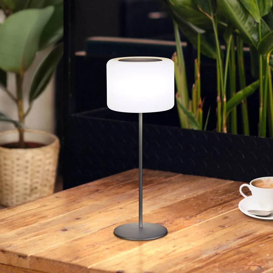 FH Lighting Solar-LED-Akku-Tischleuchte Pino, sandschwarz