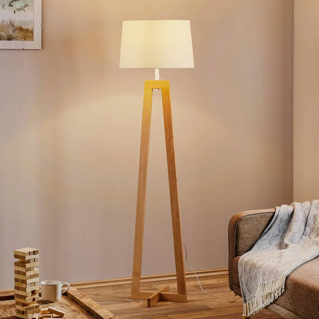 Aluminor Stehleuchte Sacha LS aus Holz und Textil, weiß