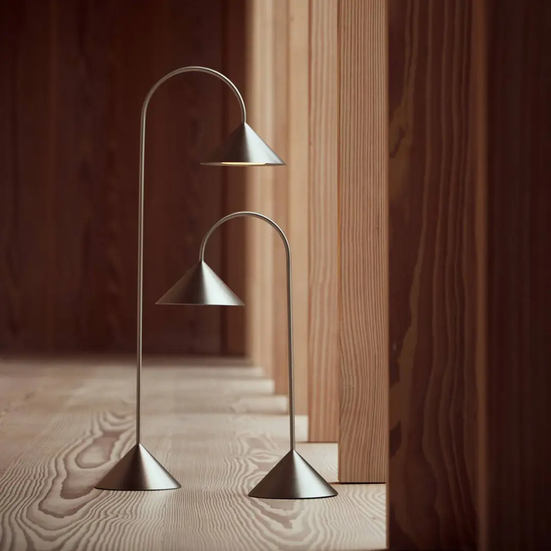 FRANDSEN LED-Akku-Stehlampe Grasp, edelstahl, Höhe 72 cm