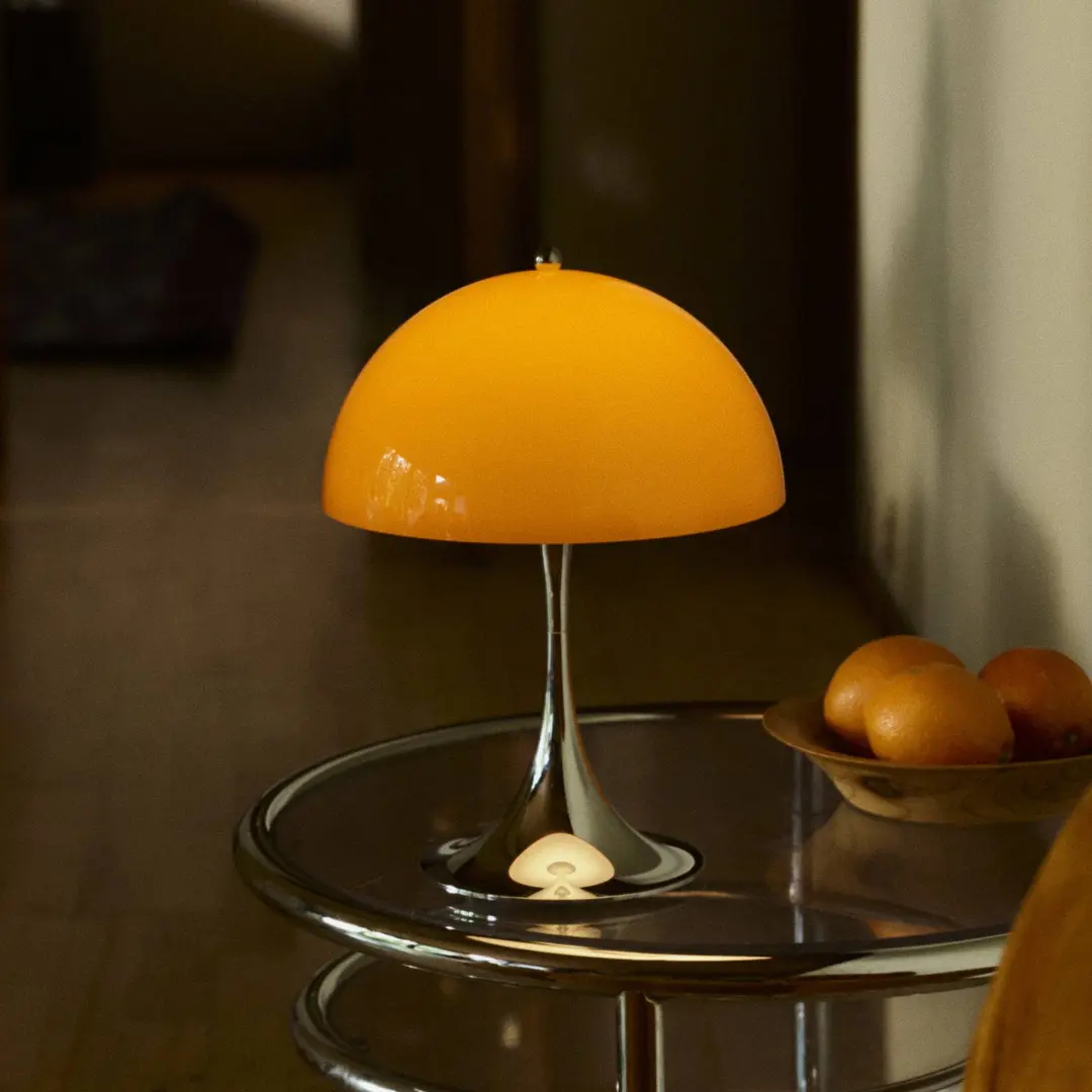 Louis Poulsen Panthella 250 Portable Original, opal-orange