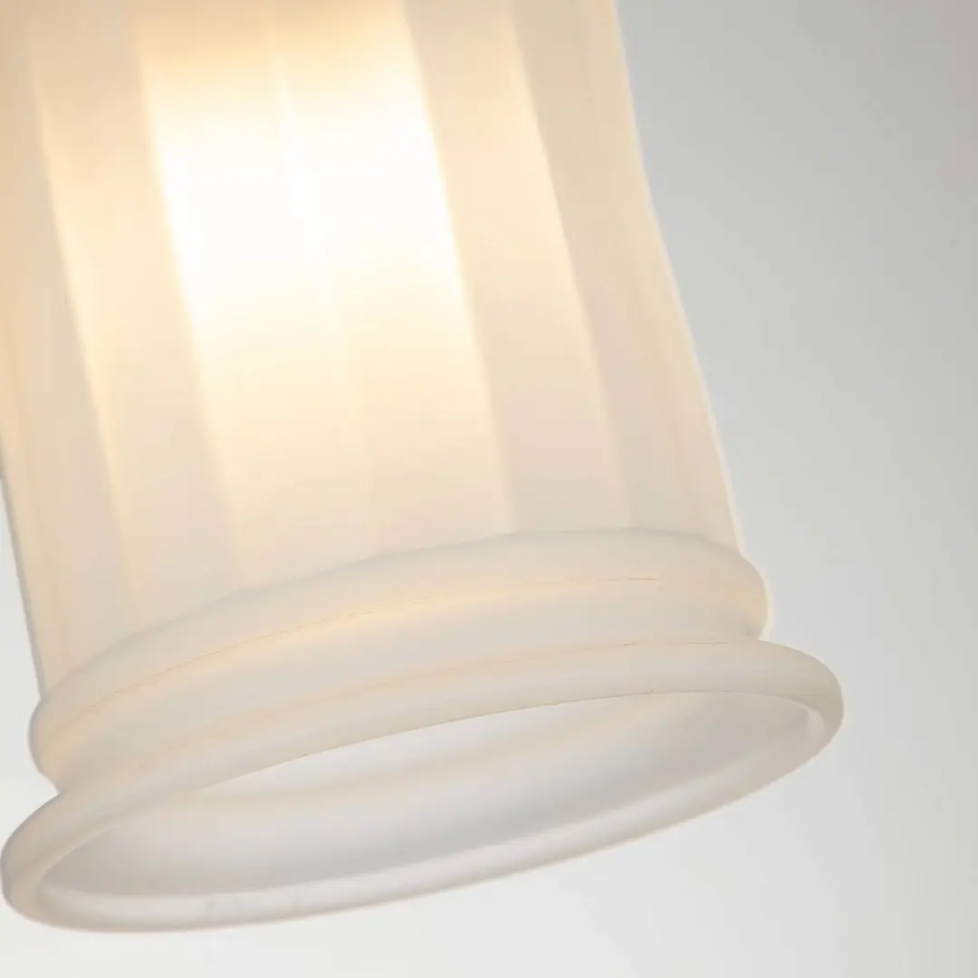 QUOIZEL Wandleuchte Swell, messingfarben, Glas, 24 cm, IP44, G9