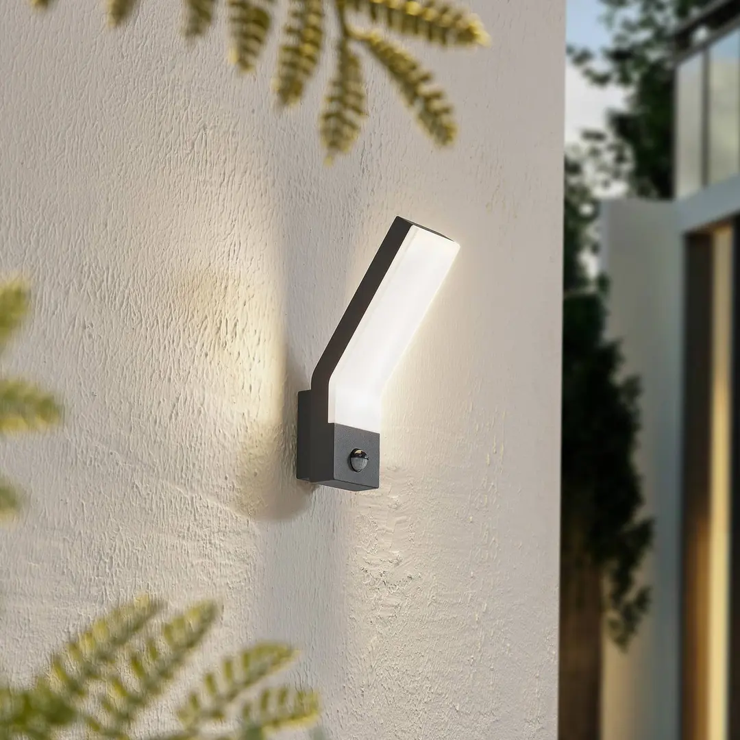 Lindby LED-Außenwandleuchte Korvik, 26 cm, anthrazit, Sensor