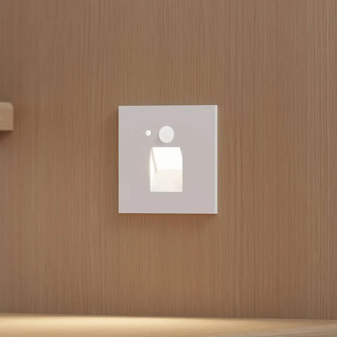 Arcchio LED-Einbaulampe Neru, 7 cm, weiß, eckig, Sensor