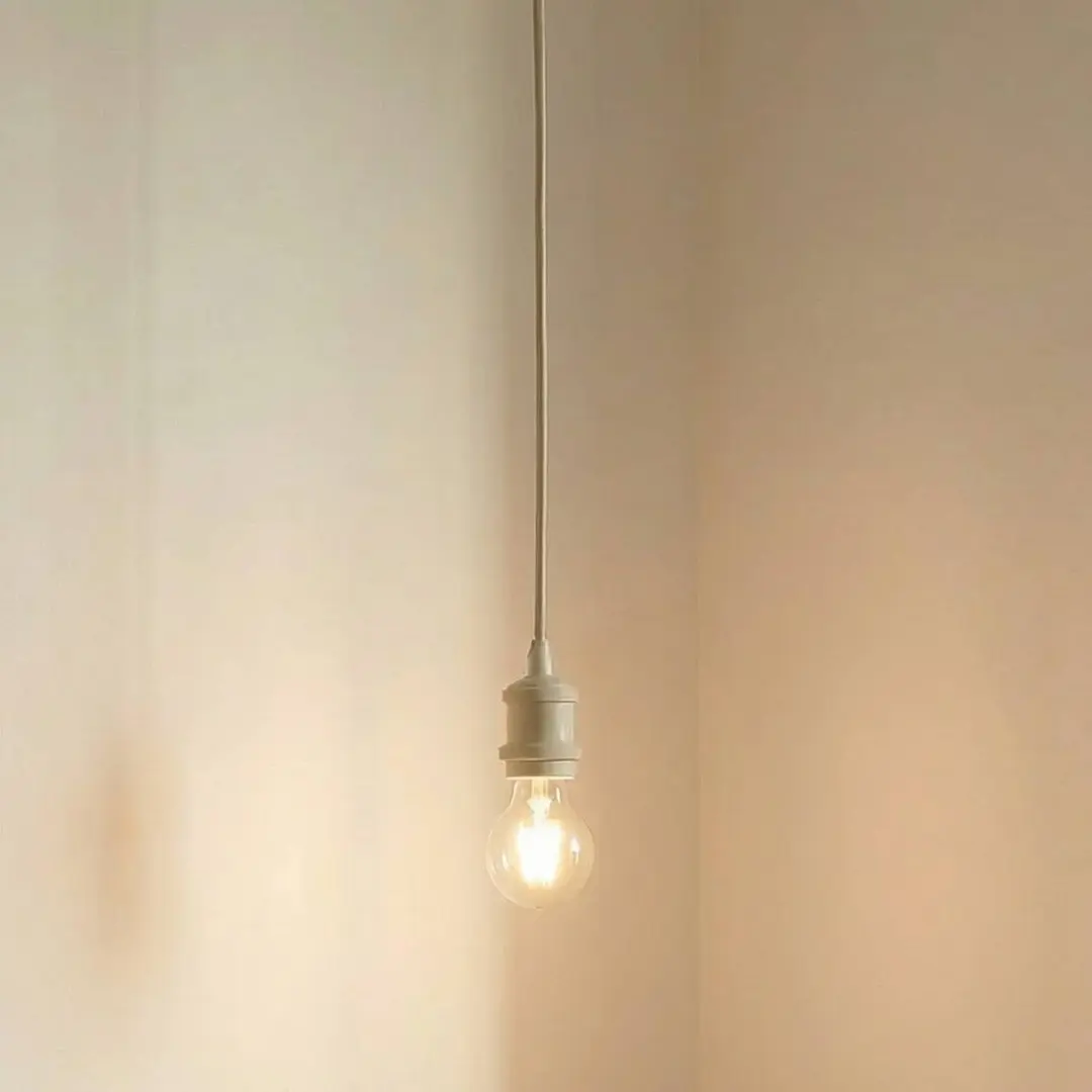 Lindby Pendelleuchte Hattie, Fassung E27, beige, Ø 5 cm