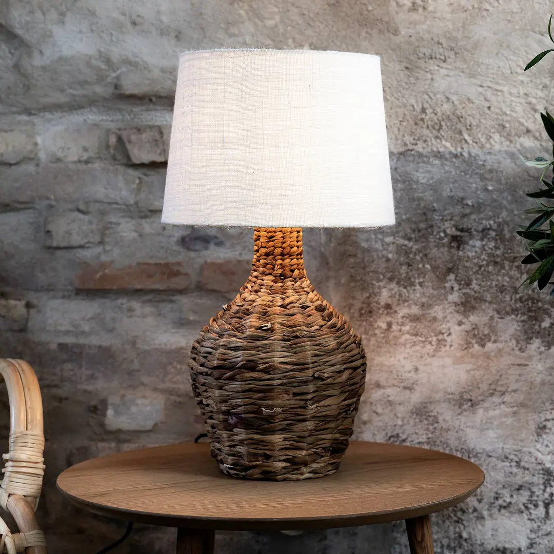 Markslöjd Tischlampe Paglia, natur/weiß, Rattan/Jute, Höhe 58 cm