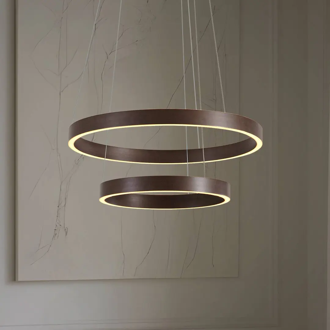 Lucande LED-Hängeleuchte Yonam, Ø 60 cm, 2-flg., braun, CCT