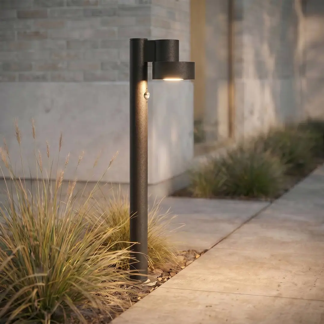Lucande LED-Wegelampe Elune, schwarz, Sensor, IP44, 77 cm