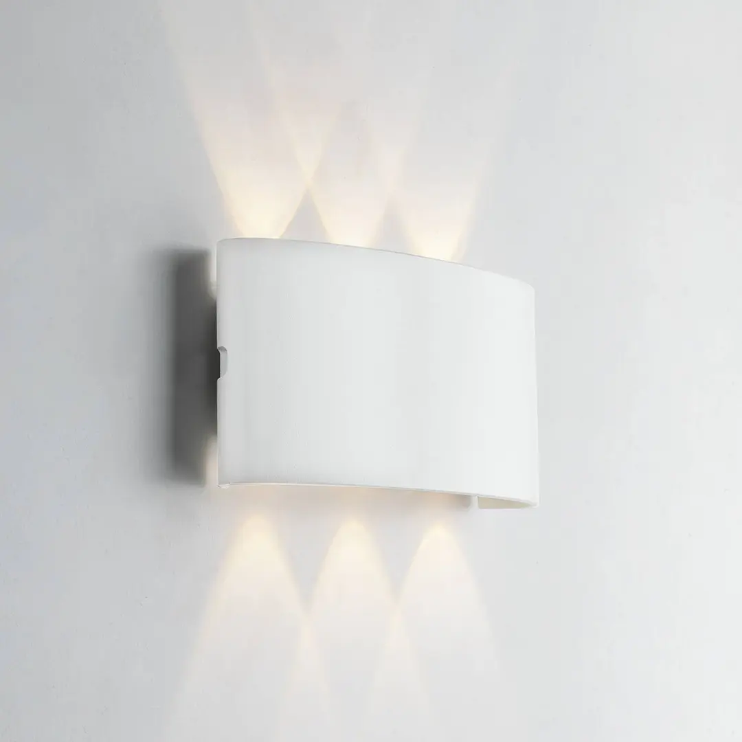 Intec LED-Außenwandlampe Betle, weiß, Breite 17 cm, Metall, CCT