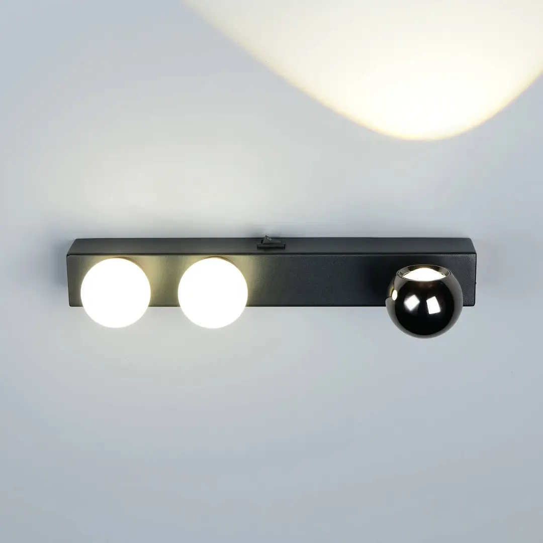 Trio Lighting LED-Wandleuchte Arpino schwarz, Breite 30 cm, Metall, 3-flg.