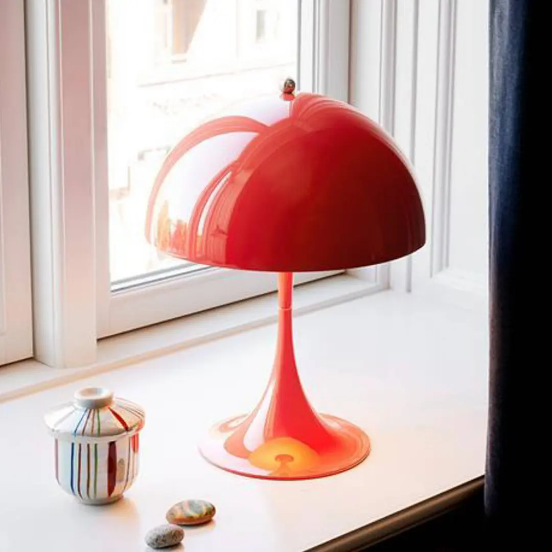 Louis Poulsen Akkulampe Panthella PORTABLE 250 korallenrot