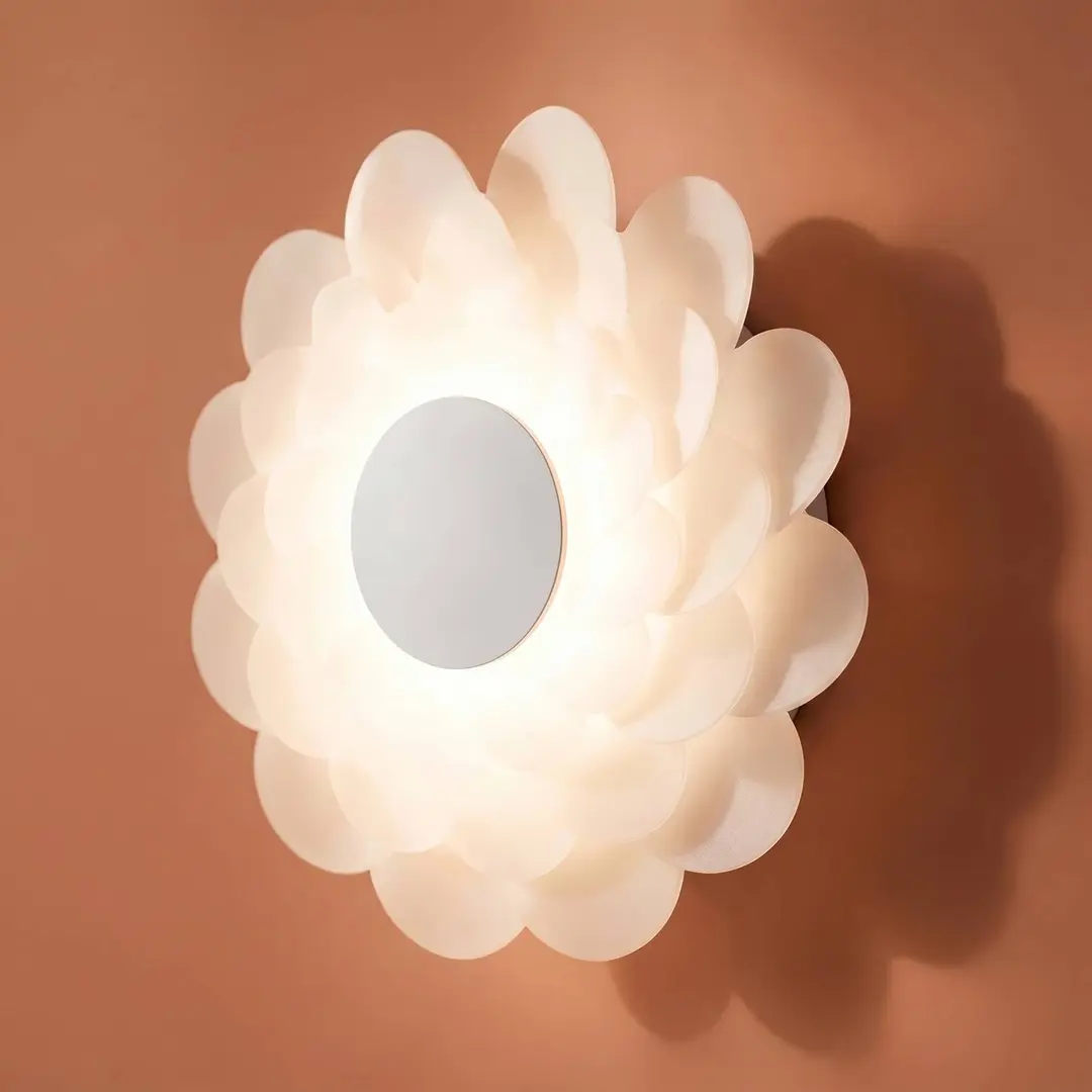 Lucande LED-Wandleuchte Bloem, Ø 40 cm, weiß, 3-step-dim