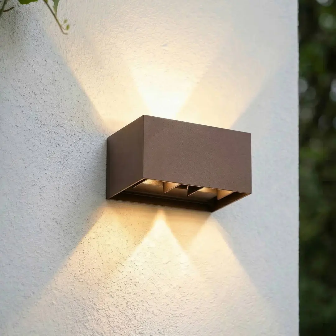 Lindby LED-Außenwandleuchte Nivar, eckig, rost, 20 cm, IP54