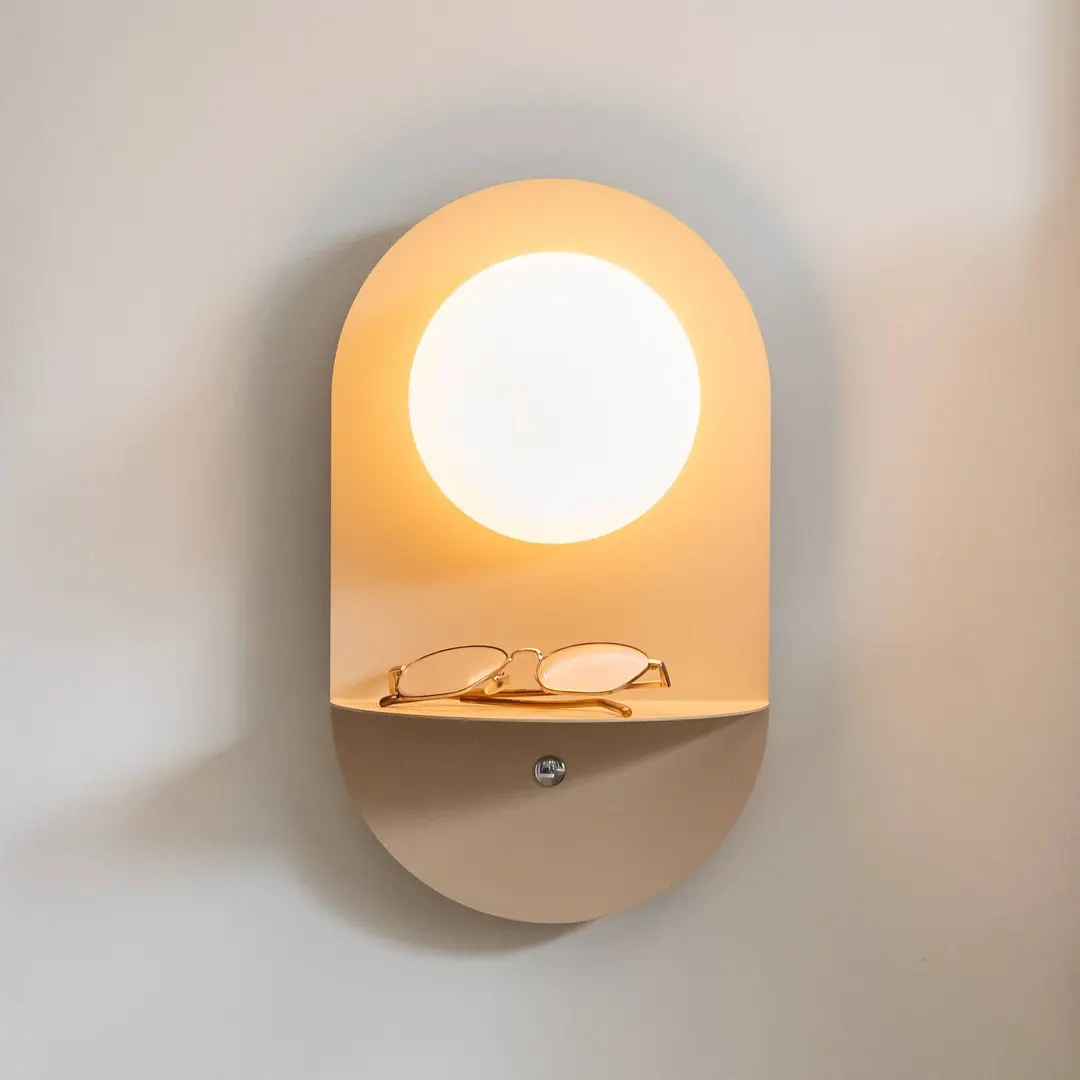 IT'S ABOUT ROMI Wandlampe Tokyo, beige, Stecker, Ablage