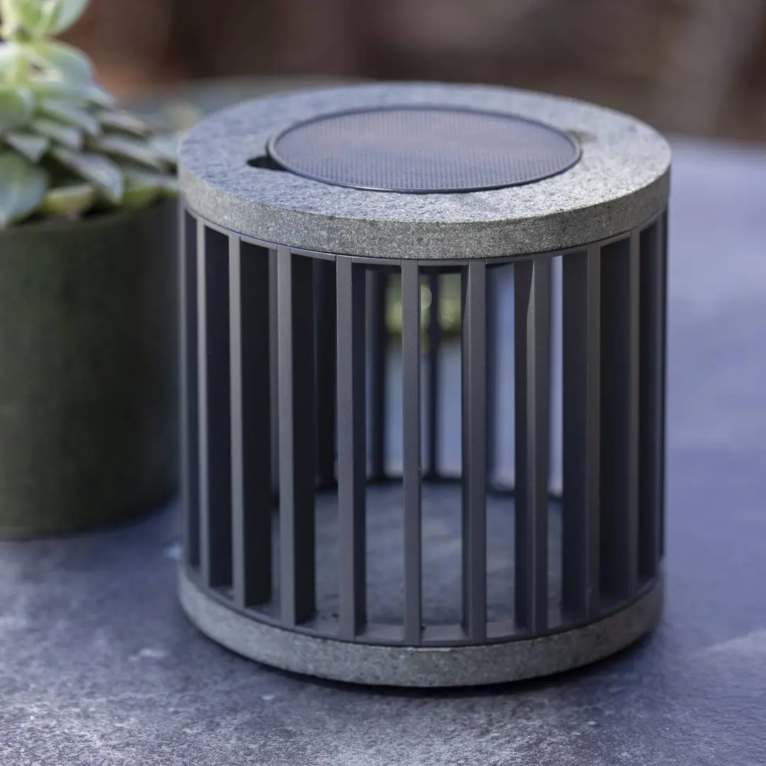 Les Jardins LED-Solartischleuchte Halo, grau, Alu/Granit