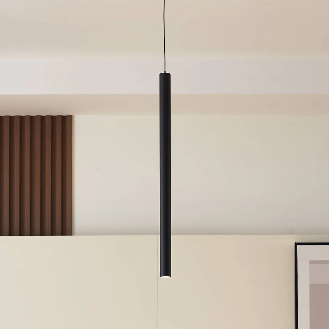 Lindby LED-Pendelleuchte Lumaro, schwarz, 55cm, 48V, dimmbar