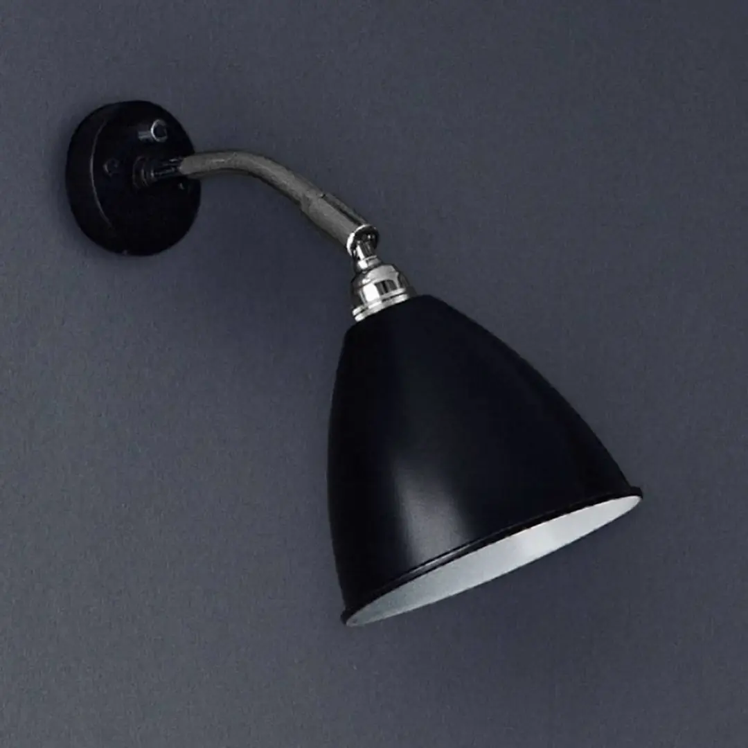 GUBI Wandleuchte Bestlite BL7, schwarz/chrom, Ø 16 cm, E14