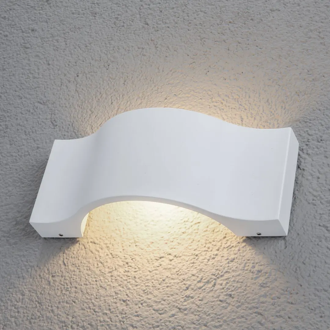 LUCANDE LED-Außenwandleuchte Jace, weiß