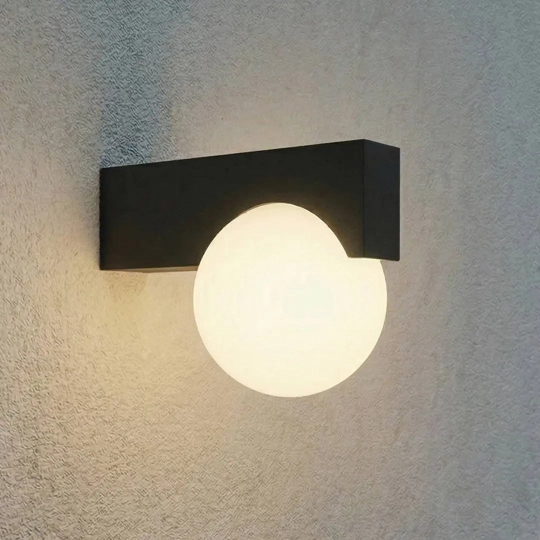 Lucande LED-Außenwandleuchte Vijon, schwarz, CCT, IP44
