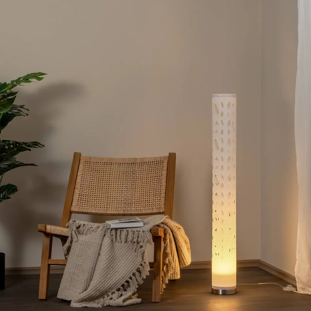 Lindby Stehlampe Alisea, 104 cm, weiß, GU10