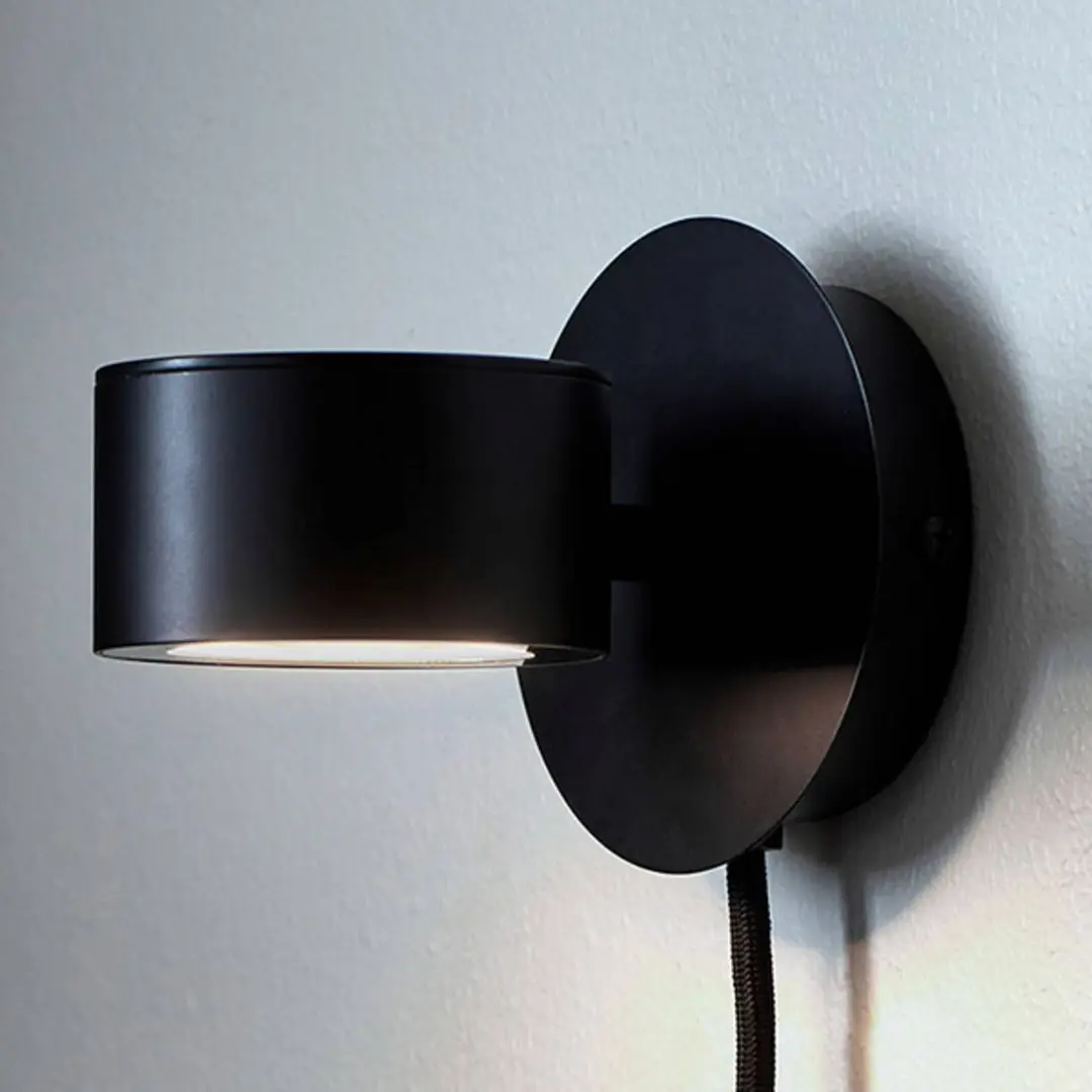 Nordlux LED-Wandleuchte Clyde mit Stecker und Dimmer