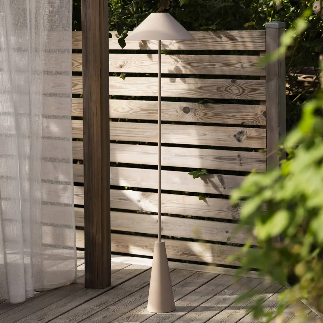 Globen Lighting Akku-Außenstehleuchte Cannes, beige, IP54