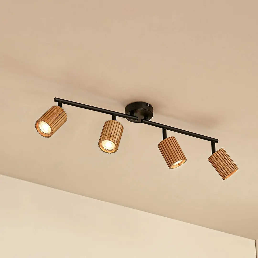 Lindby Deckenstrahler Stralino, 4-flammig, Länge 60 cm, Holz