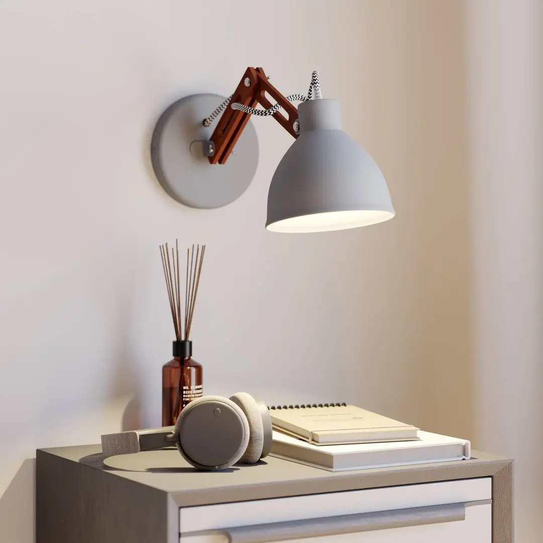 Lamkur Wandlampe Skansen, Holzarm verstellbar, grau