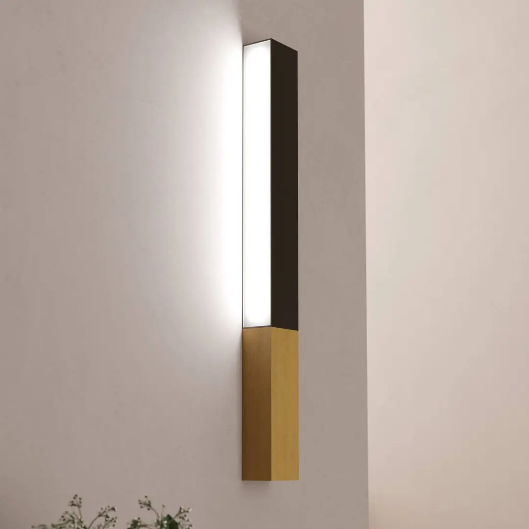 EGLO LED-Wandleuchte Tudons mit Holzdetail
