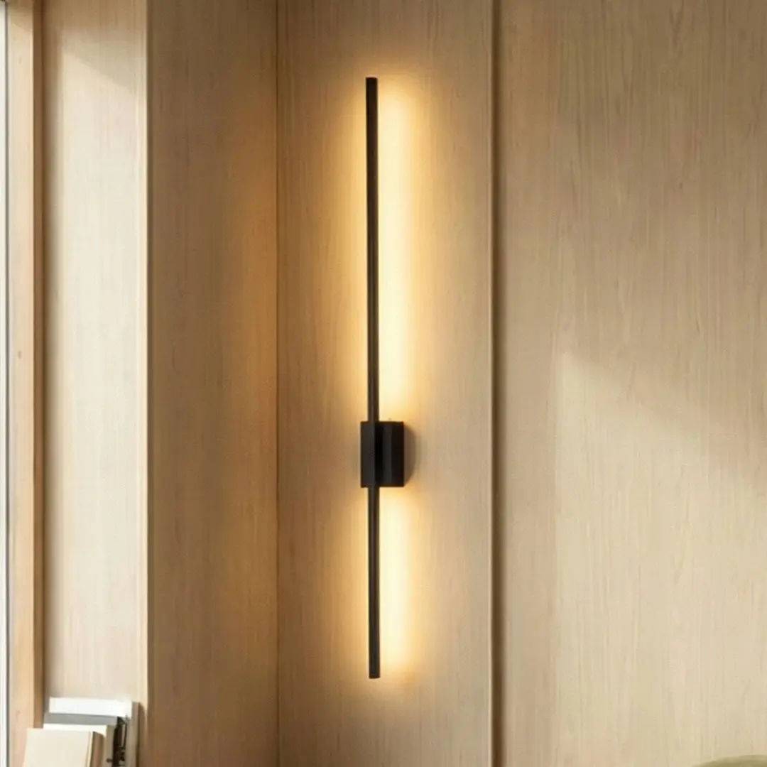 TK Lighting LED-Wandleuchte Flash, schwarz, Höhe 108 cm Metall 1-flammig
