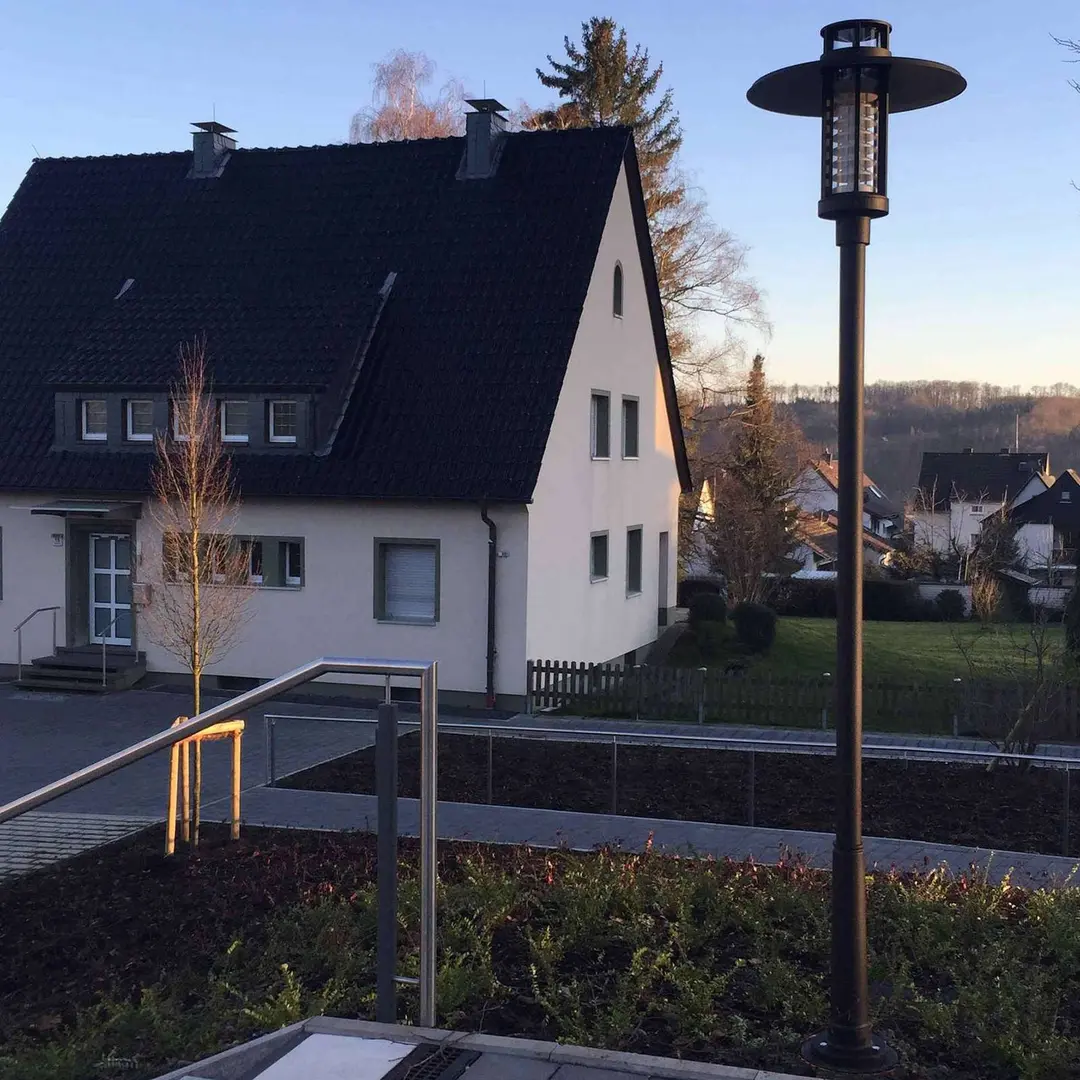 Albert Leuchten LED-Mastleuchte 861 mit Konusraster