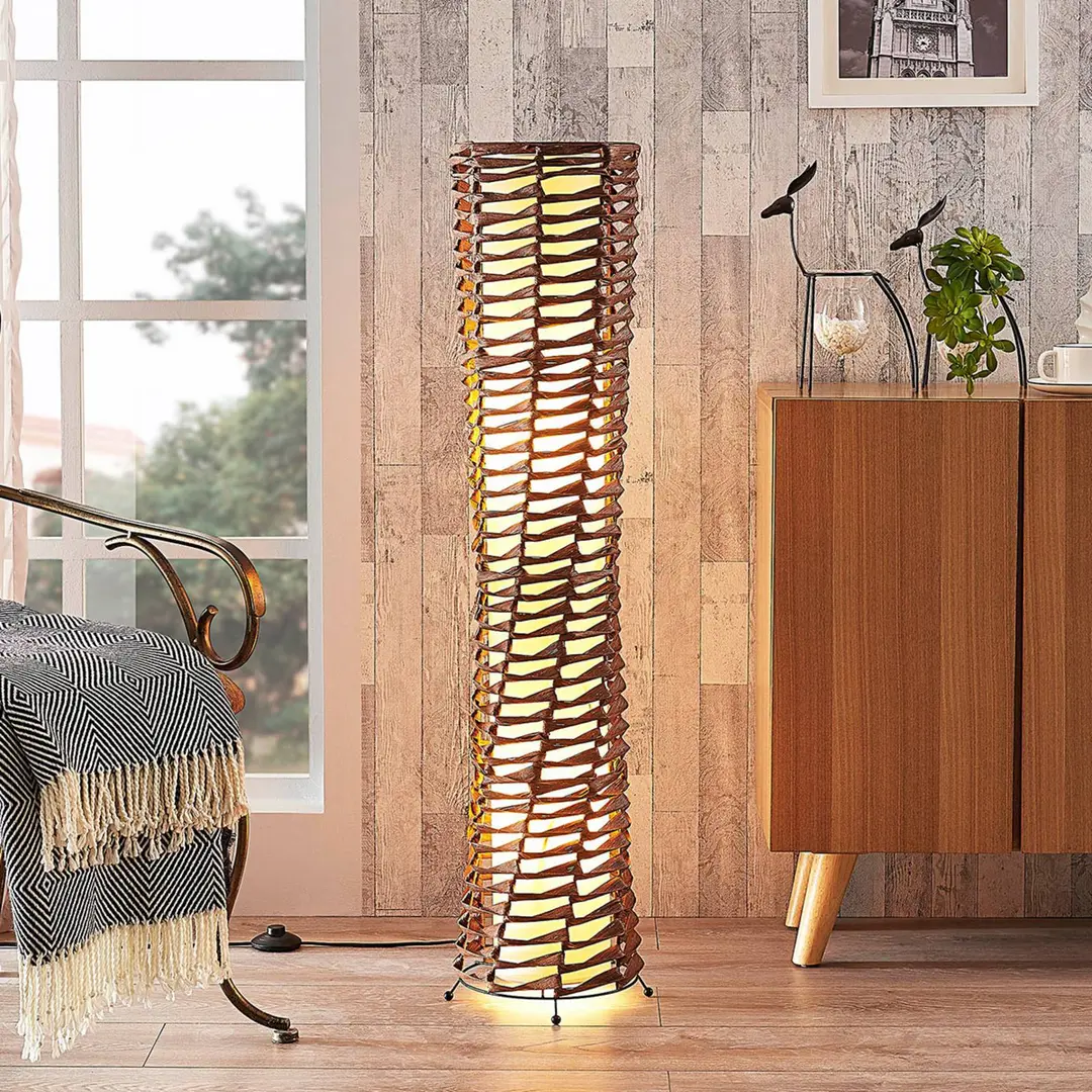 Lindby Stehlampe Joas, 110 cm, Papier, Textil, braun