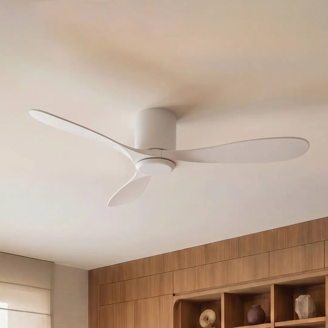 Lucande Deckenventilator Solenus, weiß, Ø 134 cm, leise