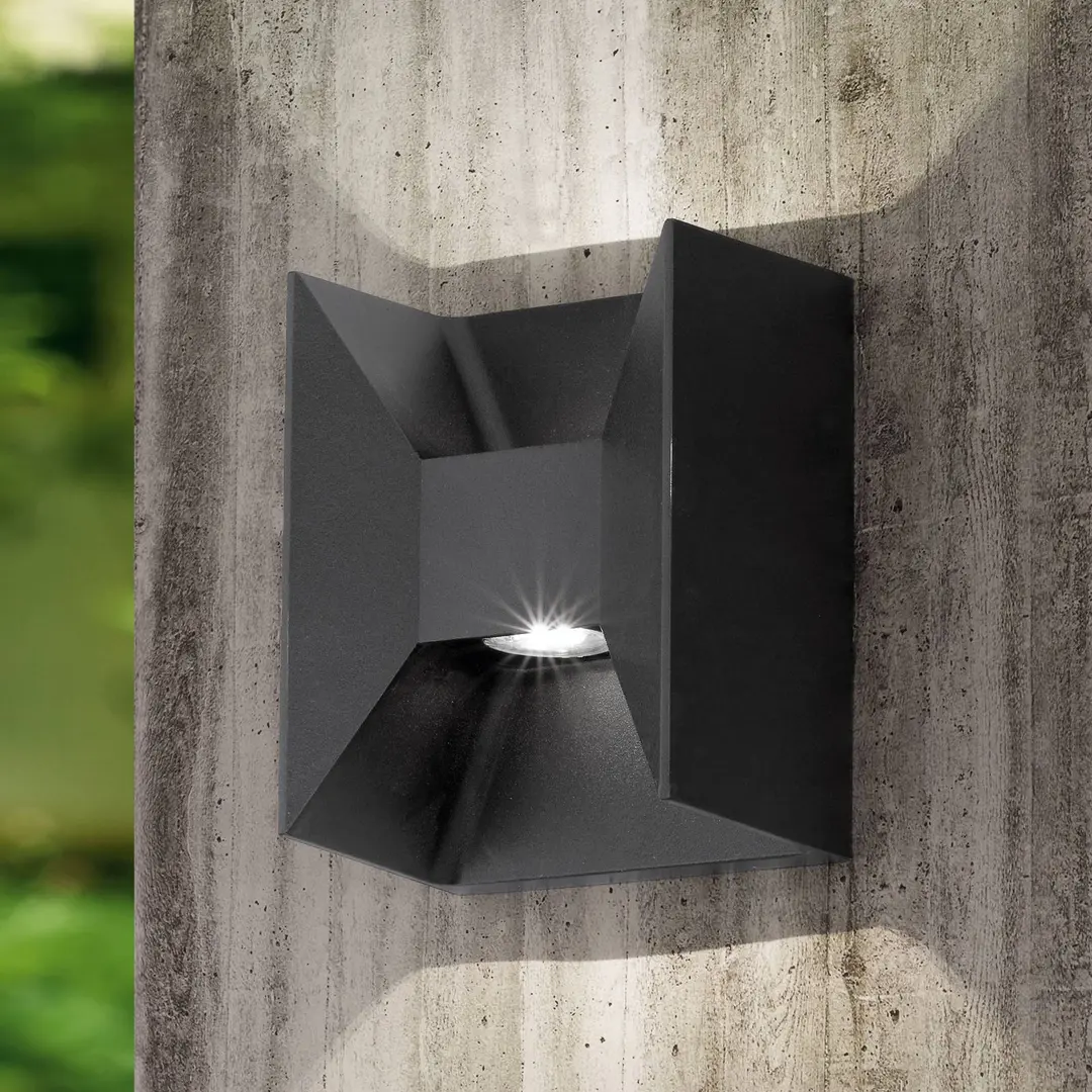 EGLO LED-Außenwandlampe Morino, schwarz, Höhe 18 cm, Metall