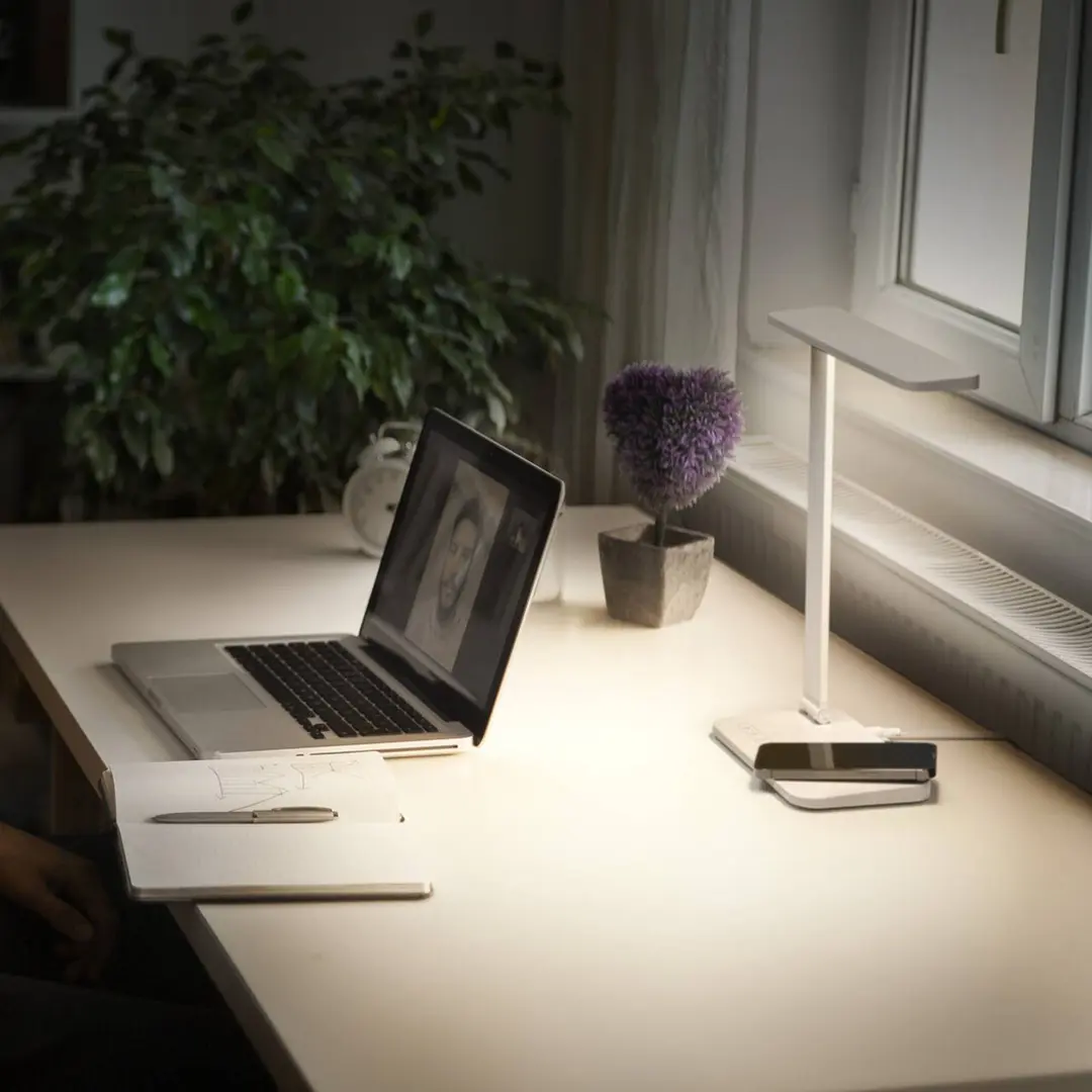 OSRAM LED-Tischlampe Office Line Desk Banker, weiß, CCT, DIM