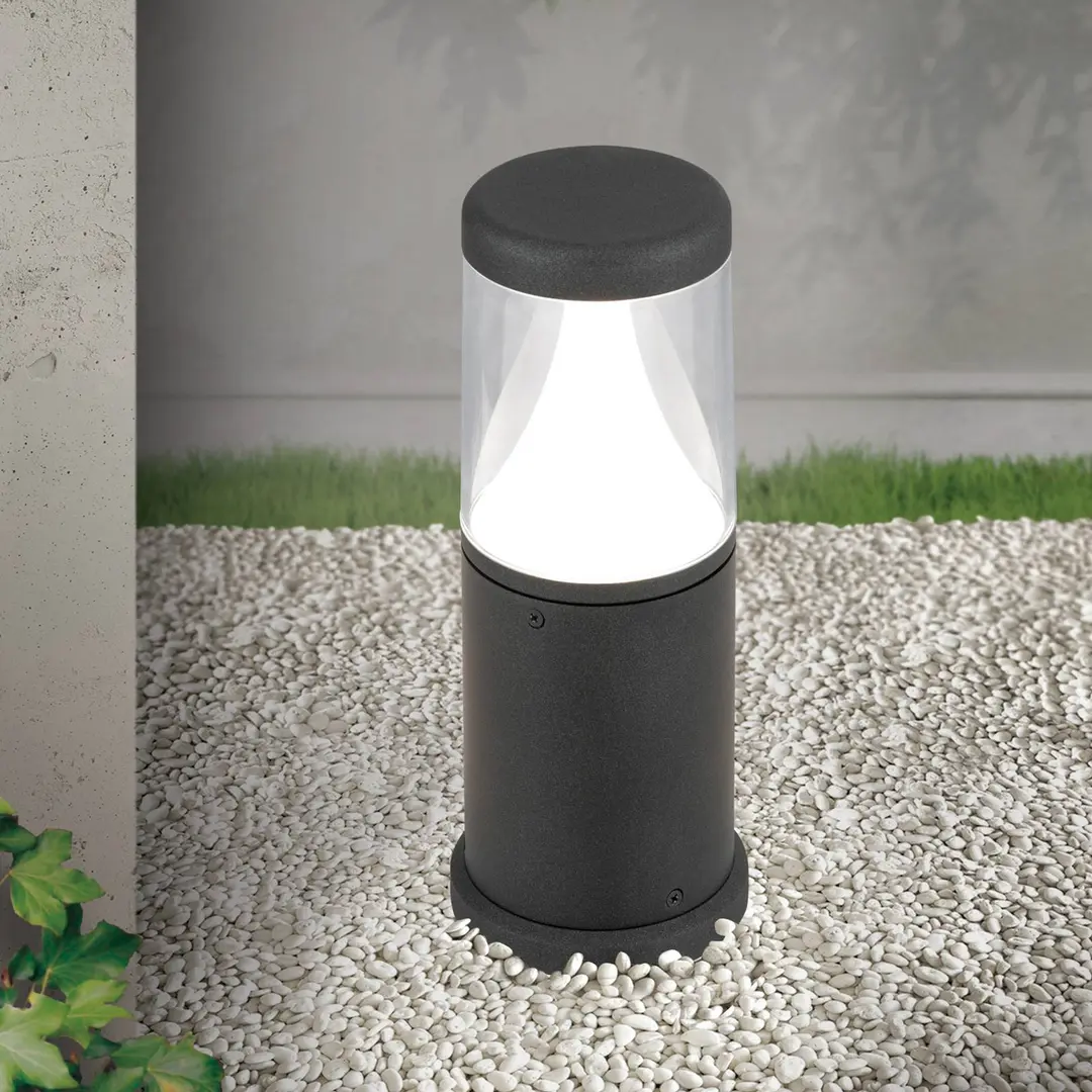 Orion LED-Sockelleuchte Midnight, Anti-UV-Diffusor, IP65