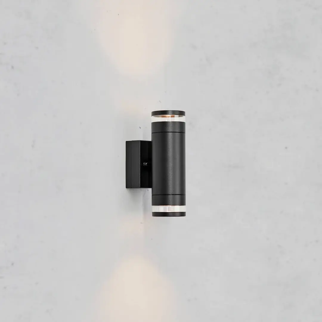 Markslöjd LED-Außenwandleuchte Luno, schwarz, IP65, dim. 2-flg.