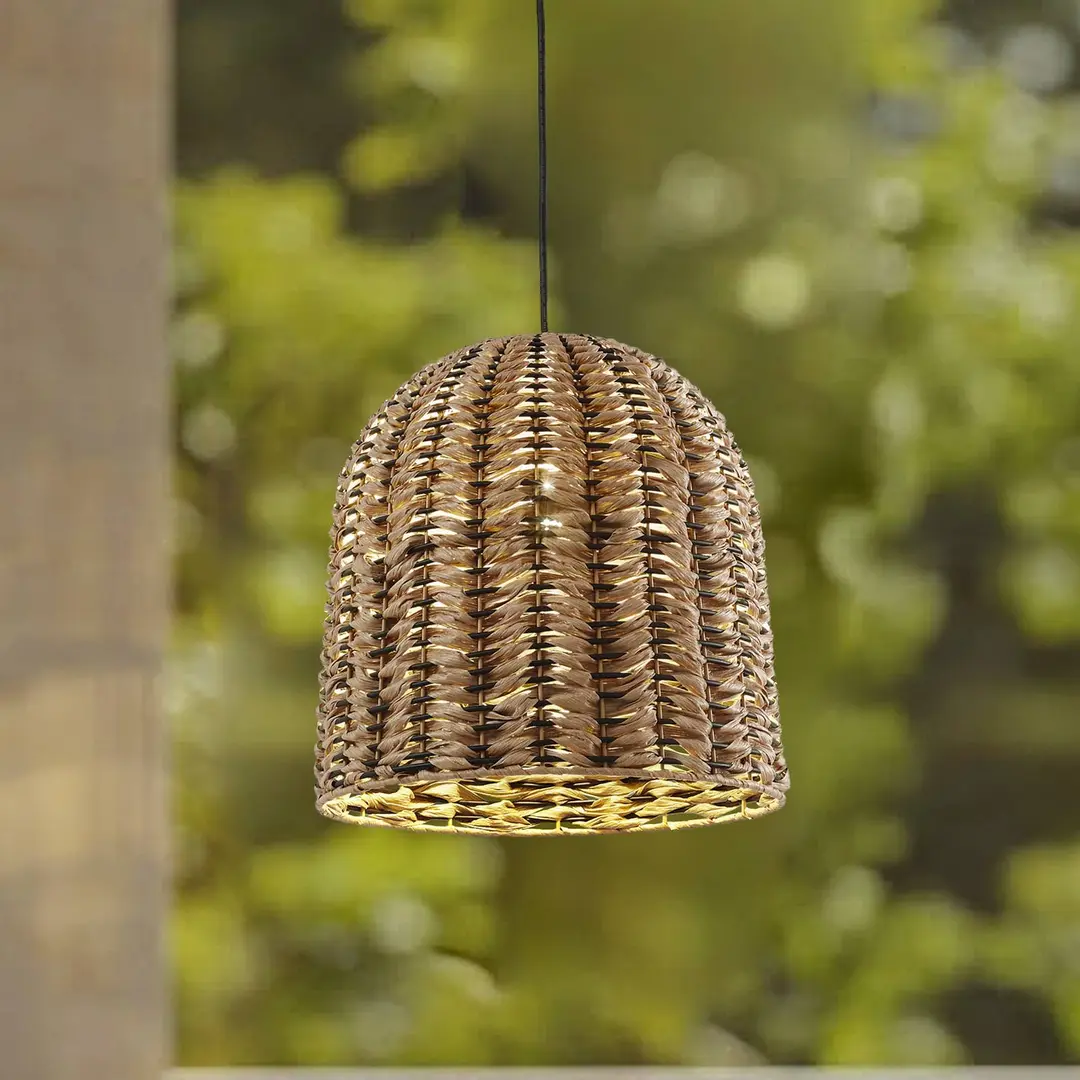 Lindby Außenhängeleuchte Taryn, braun, Kunststoff, IP44 35cm
