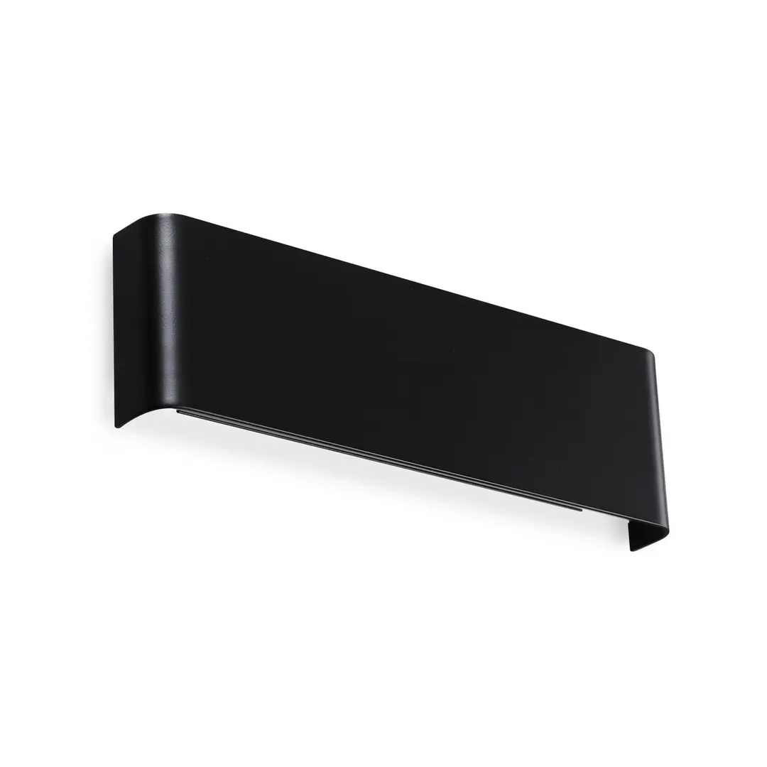 Ideal Lux LED-Wandleuchte Delta, schwarz Breite 30 cm 3.000K