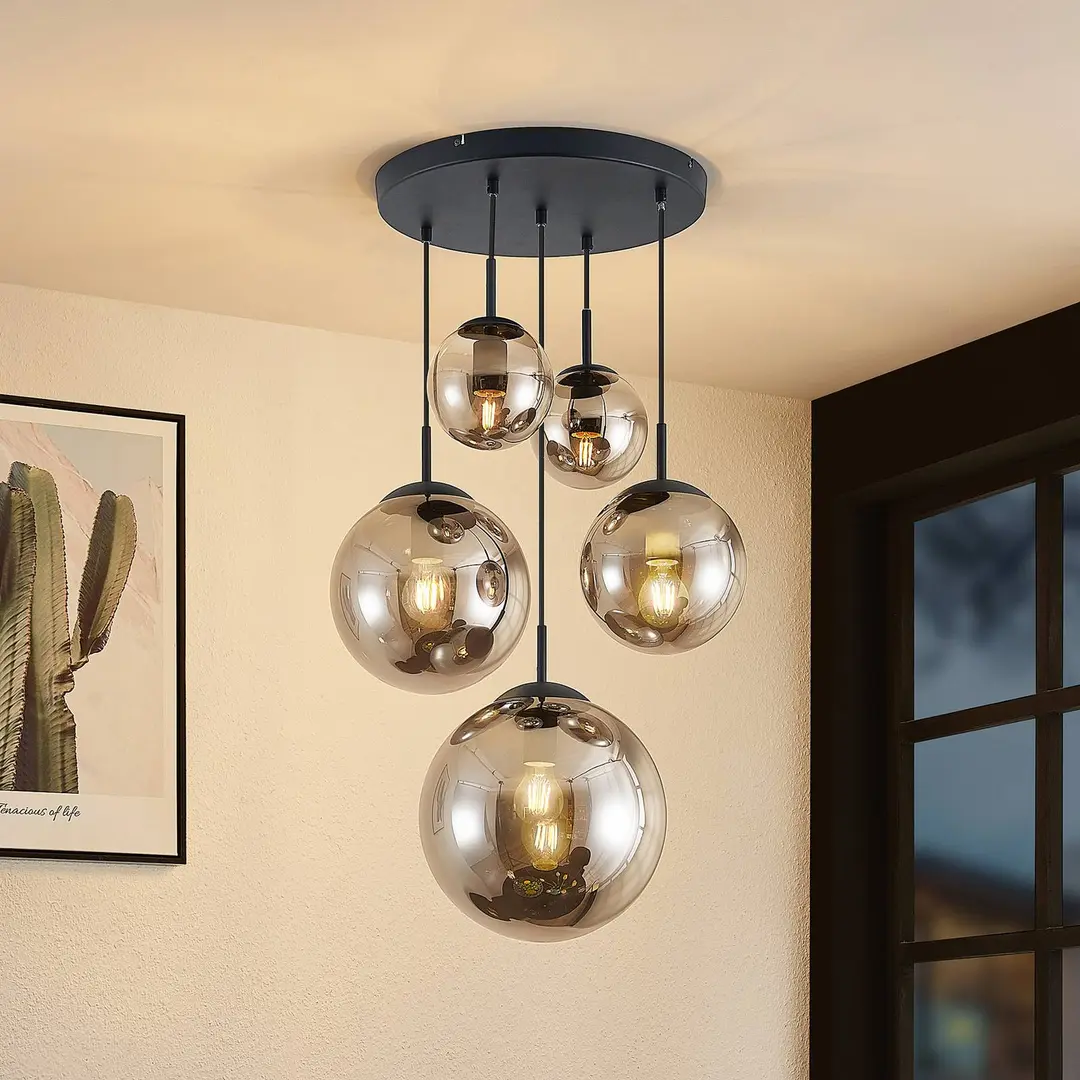 Lindby Hängeleuchte Teeja, rauch, 5-flg., Ø50cm, Glas, E27