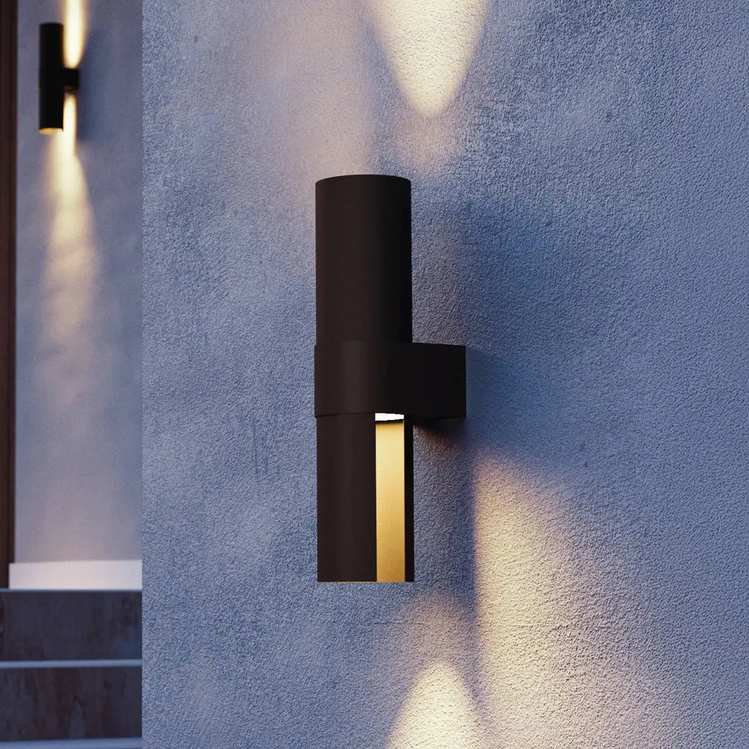 EGLO LED-Außenwandlampe Montelauro, schwarz, Höhe 32 cm, Metall