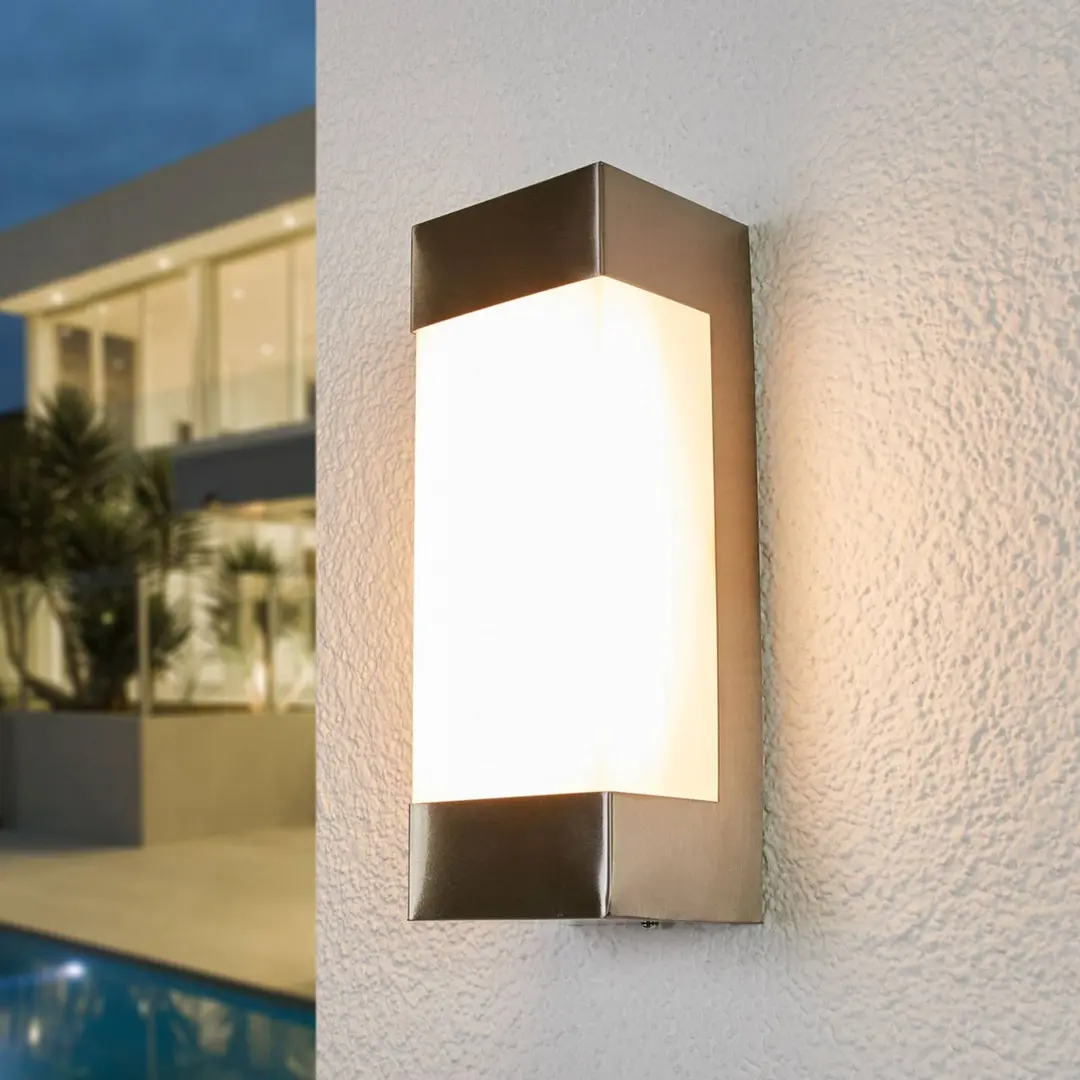 Lindby LED-Außenwandlampe Severina, Höhe 25 cm, Edelstahl