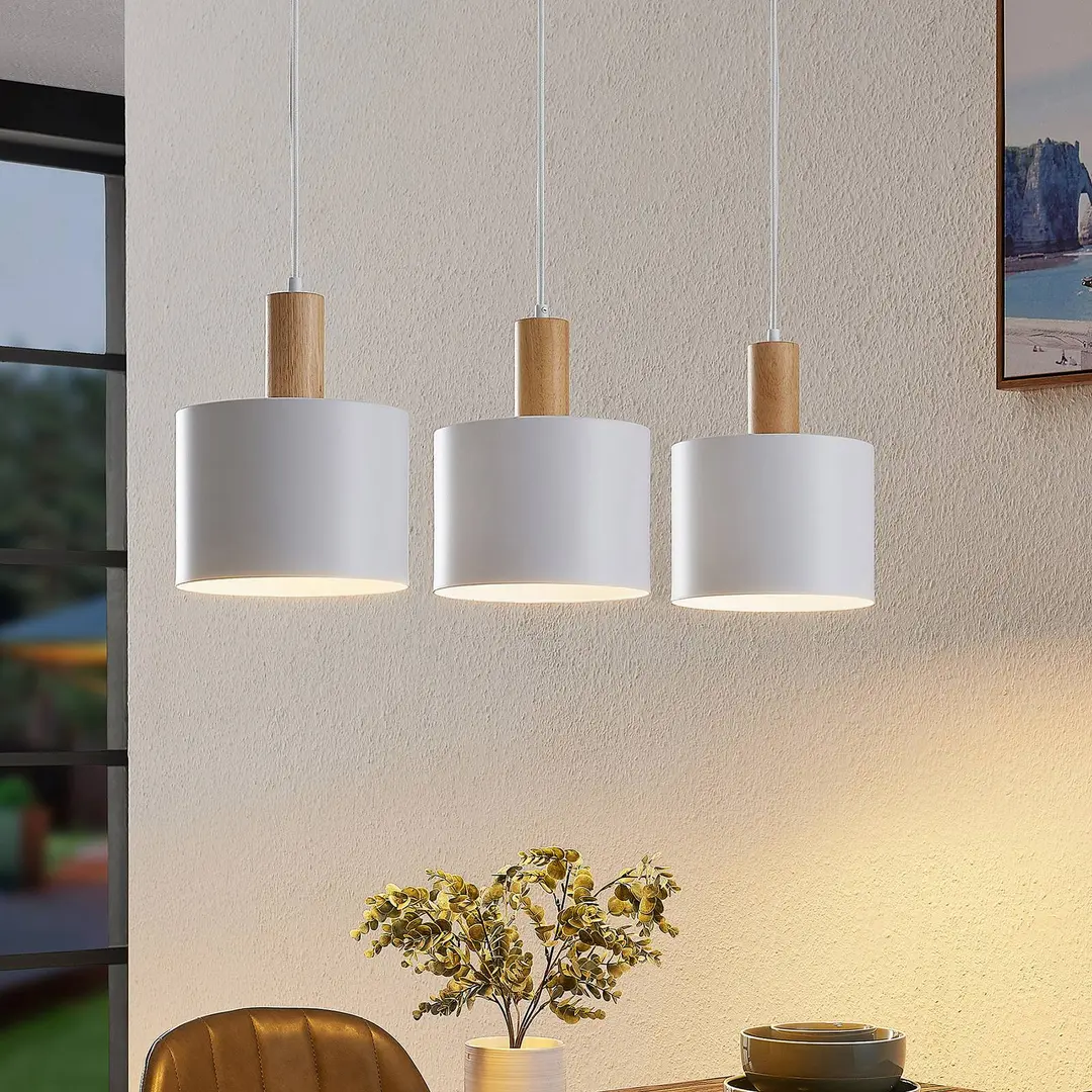 Lindby Hängeleuchte Kadir, 73 cm, 3-flammig, weiß, Holz