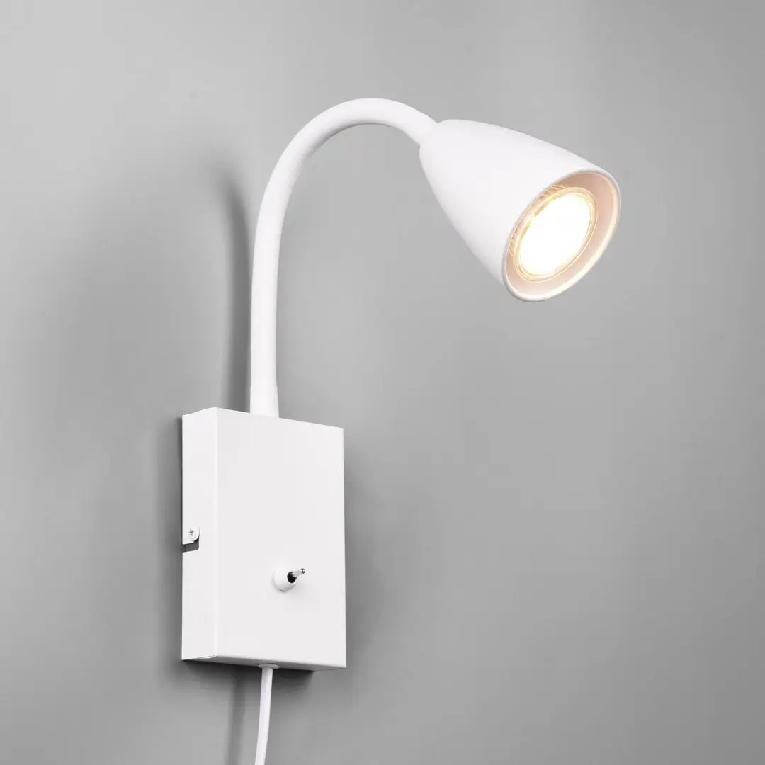 Trio Lighting Wandleuchte Wanda mit Stecker, weiß matt