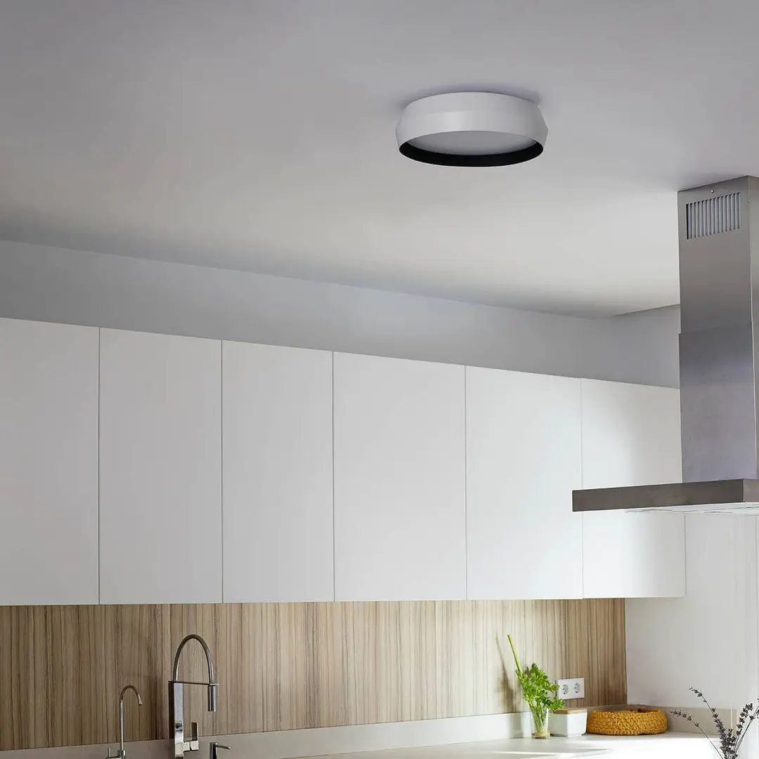 FARO BARCELONA LED-Deckenlampe Shoku, weiß/schwarz, Aluminium/PMMA, Ø 35 cm